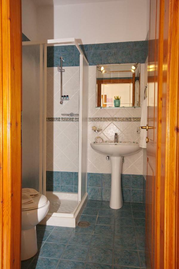Alexandra Studios 2 Alónnisos エクステリア 写真